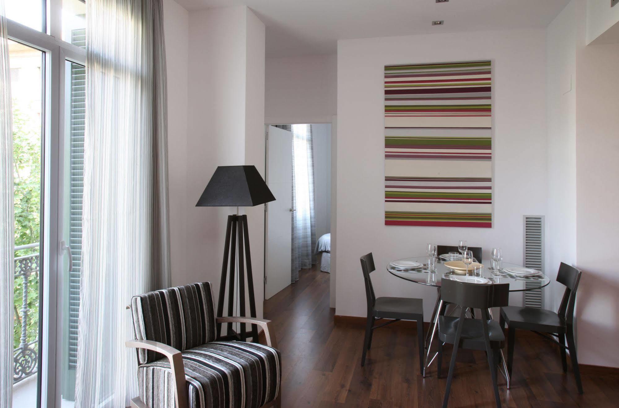 Mh Apartament *